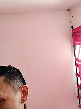 TuCanero23cm online show from April 12, 1:38 pm