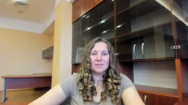 Nionelly online show from April 4, 10:35 am