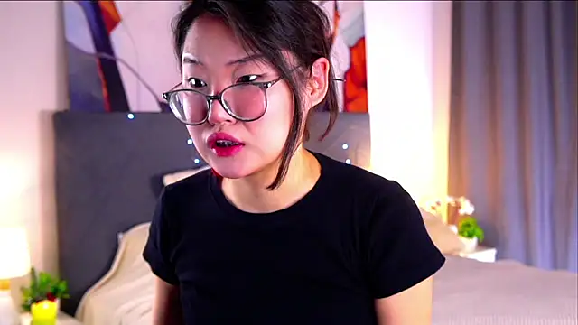 NelleMihalko online show from April 7, 11:21 am