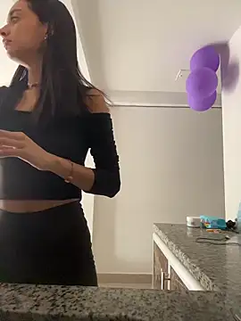 leilani X online show from May 20, 1:50 pm