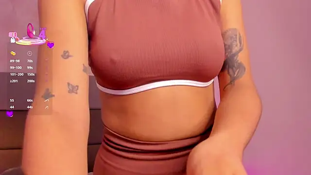 mia h  online show from April 15, 12:23 pm