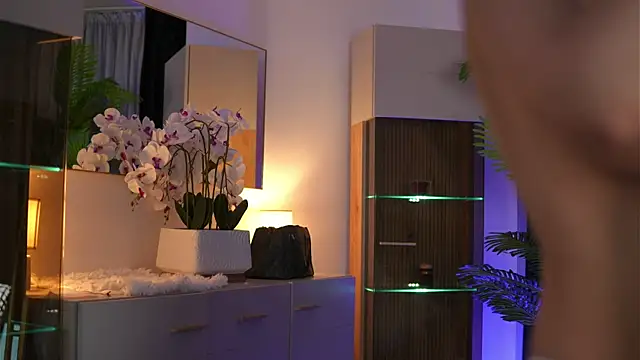 RubyConner online show from April 18, 8:53 pm