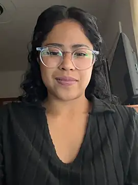 Snapshot of katnay29 chatting on March 10, 12:04 am katnay29 online show from March 10, 12:04 am