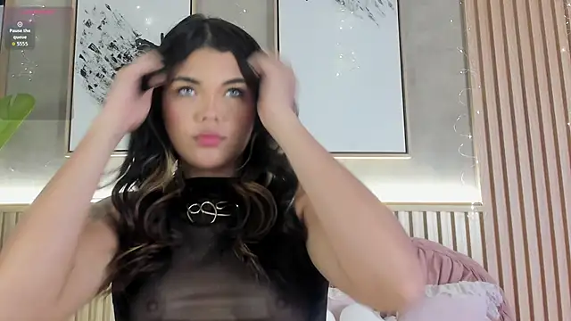 Mia Rosalie online show from April 30, 6:58 pm