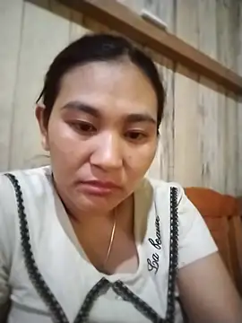 Snapshot of mylove-cute chatting on June 30, 12:11 am mylove-cute online show from June 30, 12:11 am