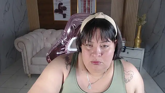 Astrid1 s online show from March 26, 3:12 am