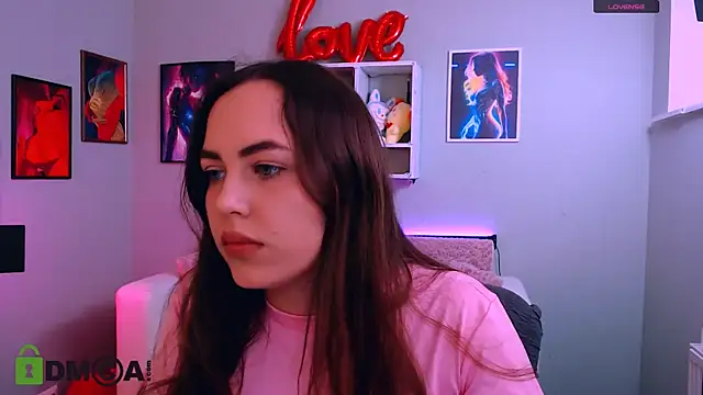 Snapshot of polly_rosse chatting on April 1, 1:12 pm polly rosse online show from April 1, 1:12 pm