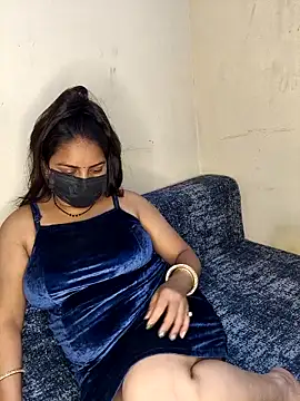 Snapshot of Uff_Janvi chatting on March 30, 6:47 am Uff Janvi online show from March 30, 6:47 am