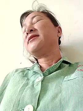 Yuhi3d online show from April 28, 2:38 am