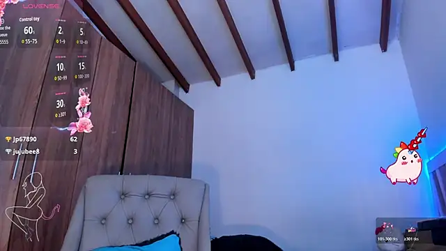 SkyeGabbyRose online show from May 19, 7:31 pm