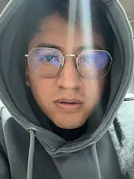 GoldenM95 online show from March 17, 11:52 pm