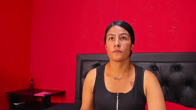 ailyn-18 online show from March 6, 11:45 pm