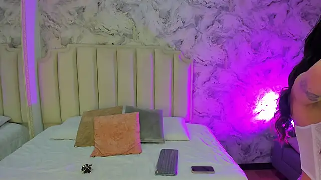 Tamara Ferrer online show from March 31, 11:21 am