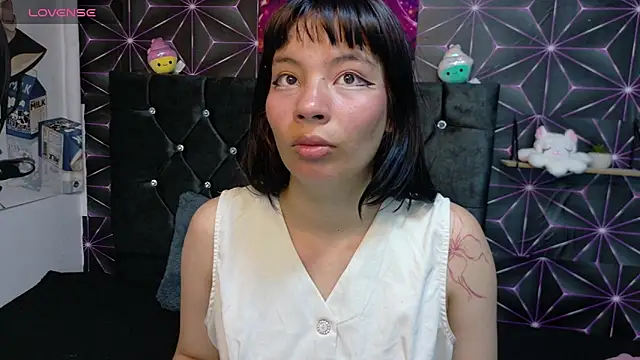 Ameliiiee online show from March 7, 6:38 pm