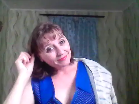 Alisaprice077 online show from April 29, 5:52 pm