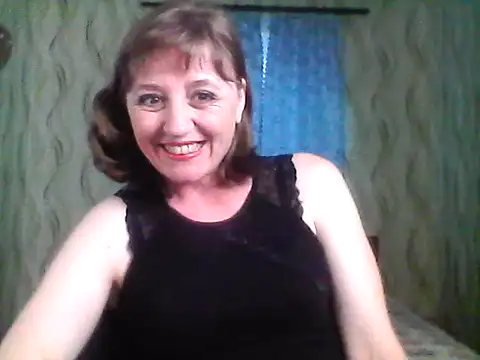 Alisaprice077 online show from May 1, 4:00 pm