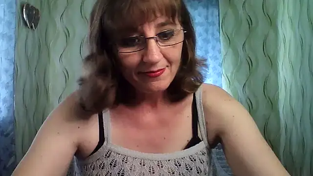 Alisaprice077 online show from June 18, 12:09 pm
