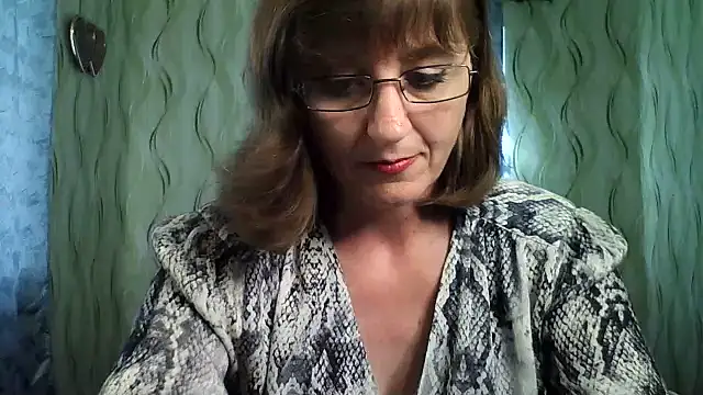 Alisaprice077 online show from June 23, 2:48 pm