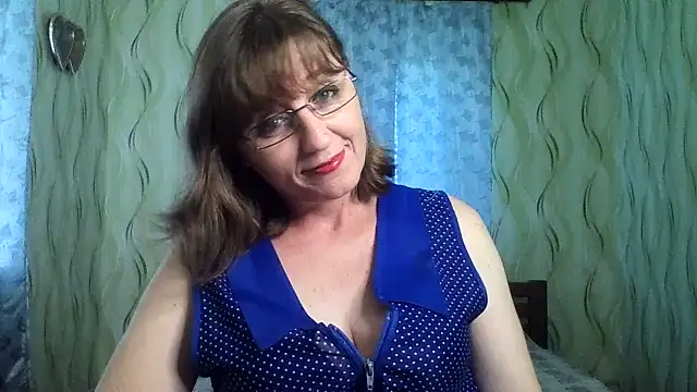 Alisaprice077 online show from July 1, 9:33 am