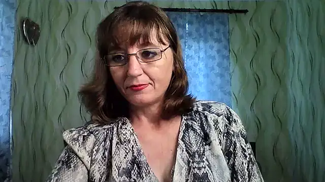 Alisaprice077 online show from July 5, 10:11 am
