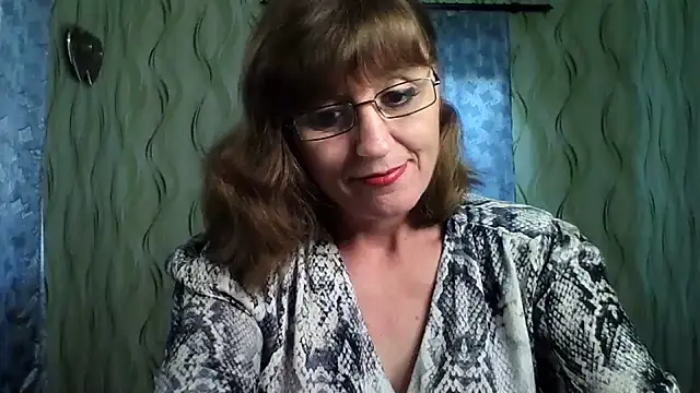 Alisaprice077 online show from July 6, 3:25 pm
