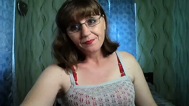 Alisaprice077 online show from July 11, 1:36 pm
