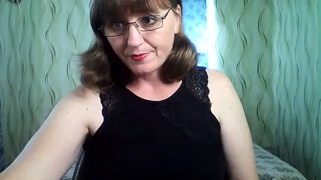 Alisaprice077 online show from July 16, 2:45 pm