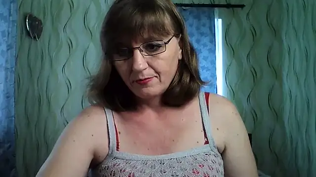 Alisaprice077 online show from July 23, 1:42 pm