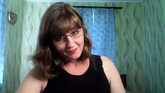 Alisaprice077 online show from July 30, 10:03 am
