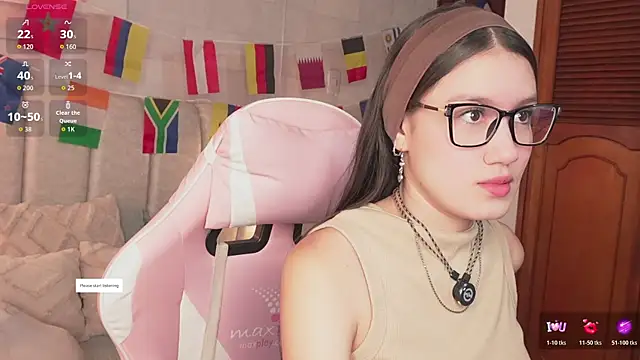 Snapshot of Alanna-Rosse chatting on July 7, 11:03 am Alanna-Rosse online show from July 7, 11:03 am