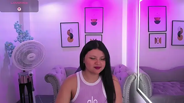 Natty bella online show from March 9, 7:40 pm