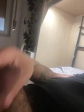 tonyboys19418 online show from March 29, 9:42 am