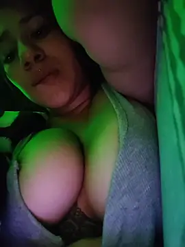 penelopethoms online show from March 10, 3:11 am