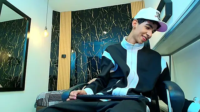 ValeriHot 1 online show from April 17, 3:09 am