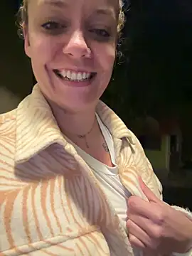 Nikkylapute online show from March 10, 10:37 pm