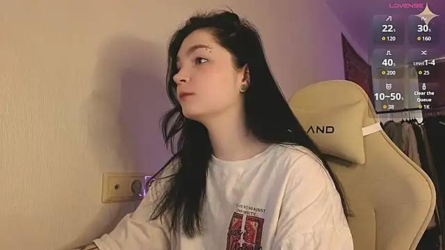 Luna Moon13 online show from April 10, 1:11 am