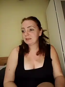 Bella-Monroe online show from March 24, 6:35 pm