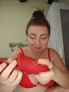 Bella-Monroe online show from April 15, 4:36 pm