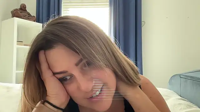 annabellewarick online show from April 20, 3:15 pm