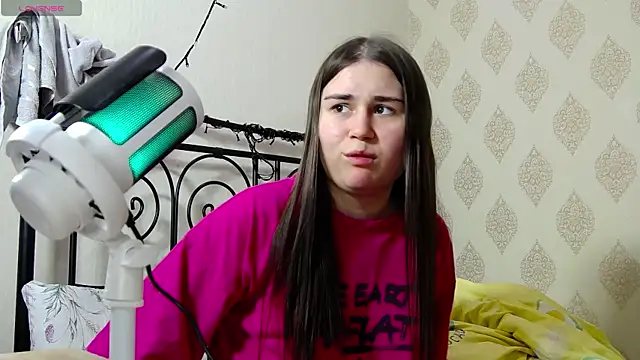 LucyMur online show from April 20, 4:48 am