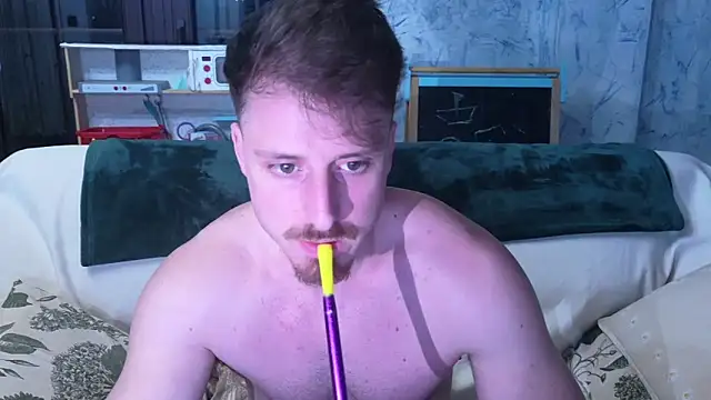 zeusoctavian1 online show from April 14, 1:55 am