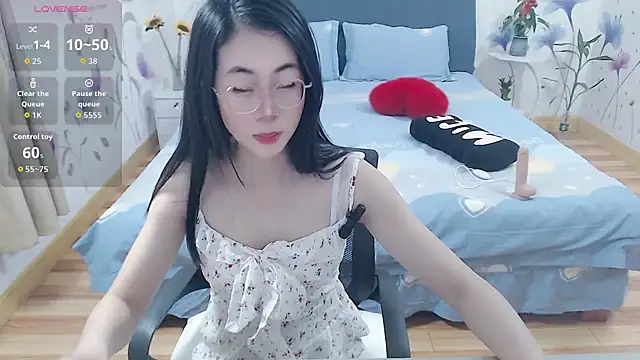 mila-baby-99 online show from April 15, 1:34 am