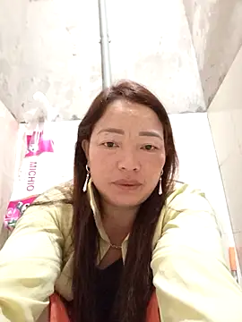 Yellow-pink online show from April 16, 11:29 pm