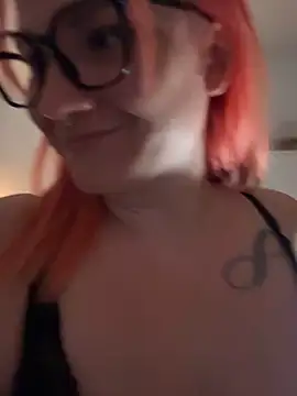 Fiebie licious  online show from June 7, 12:59 am