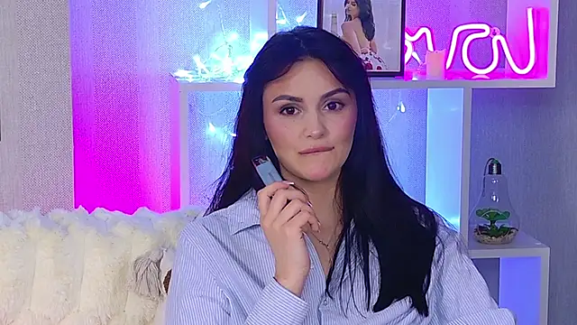 MilaaSweety online show from April 3, 1:20 pm