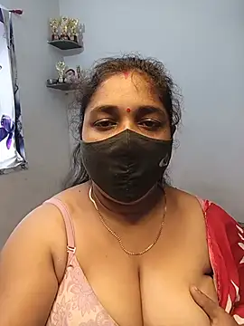Snapshot of Tanvi_My_Girl chatting on June 28, 4:40 am Tanvi My Girl online show from June 28, 4:40 am
