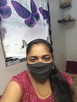 Snapshot of Tanvi_My_Girl chatting on July 6, 7:16 am Tanvi My Girl online show from July 6, 7:16 am
