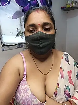 Snapshot of Tanvi_My_Girl chatting on July 26, 4:31 am Tanvi My Girl online show from July 26, 4:31 am