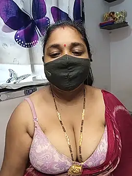 Snapshot of Tanvi_My_Girl chatting on July 28, 8:32 am Tanvi My Girl online show from July 28, 8:32 am
