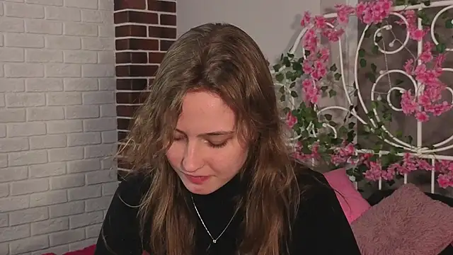 RubieHeiser online show from April 13, 6:02 pm